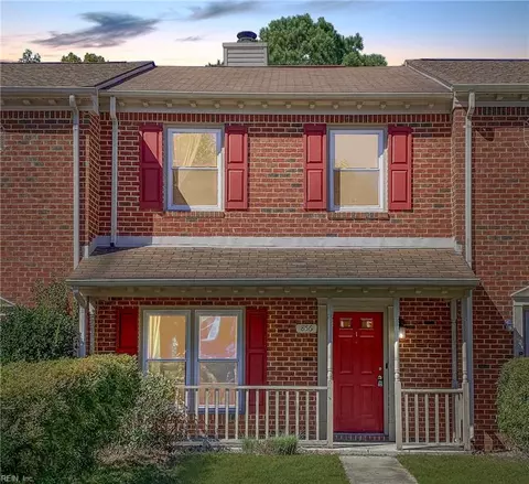 856 Creekside Cres, Chesapeake, VA 23320