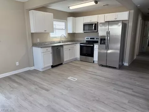 727 Childs Ave, Hampton, VA 23661 photo 2