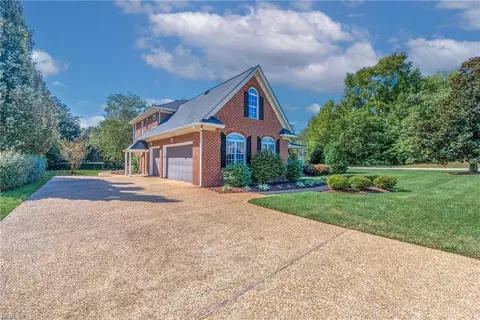 Exterior - 100 Lochview, Smithfield, VA 23430 photo 2 of 7