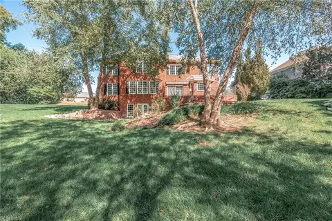Exterior - 100 Lochview, Smithfield, VA 23430 photo 6 of 7