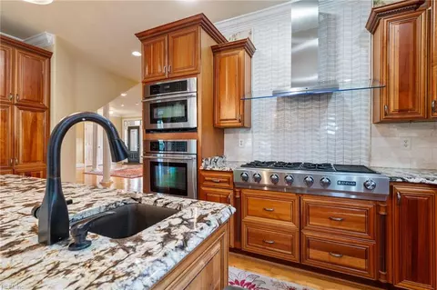 1461 Bridge Point Trl, Suffolk, VA 23432 photo 9
