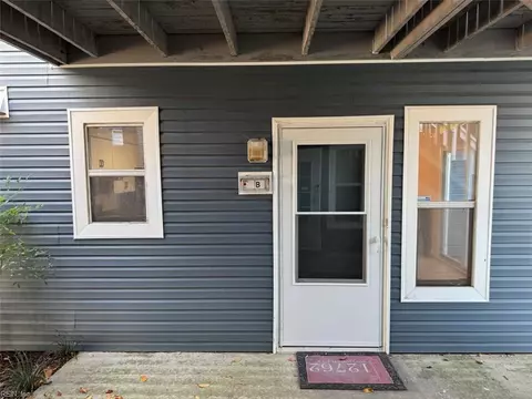 12762 Saint James Pl #B, Newport News, VA 23602