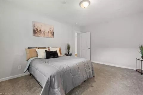 Bedroom - 382 Wheeler Ave, Hampton, VA 23661 photo 2 of 3