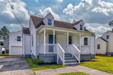 1042 Paxson Ave, Chesapeake, VA 23324