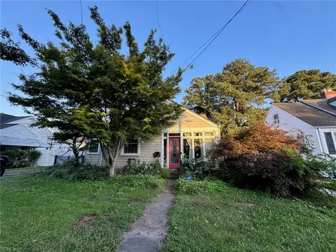 115 Sandpiper Dr, Portsmouth, VA 23705