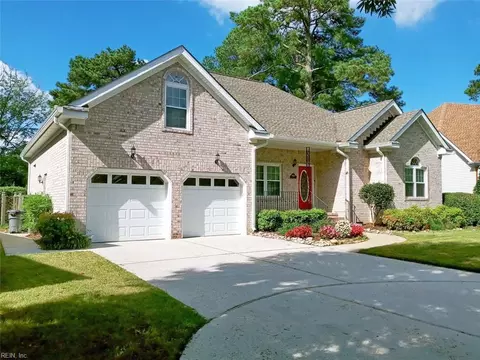 5829 Woodstock Pt, Virginia Beach, VA 23464