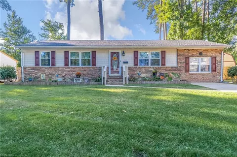 3637 Starlighter Dr, Virginia Beach, VA 23452