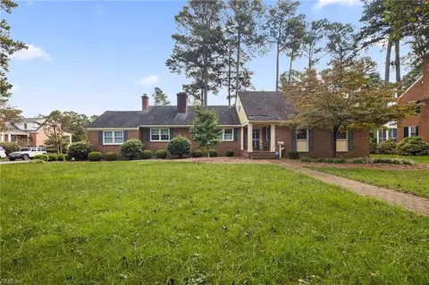 720 N Broad St, Suffolk, VA 23434