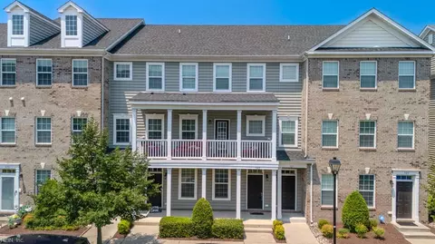 325 Fountain Way #63, Hampton, VA 23666