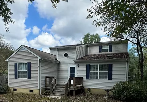 5057 Hickory Fork Rd, Gloucester, VA 23061 photo 4