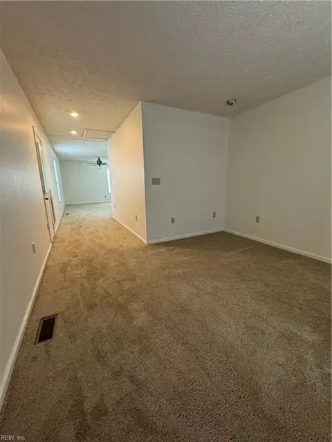 5057 Hickory Fork Rd, Gloucester, VA 23061 photo 22