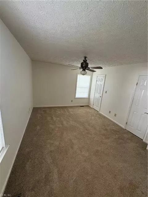 5057 Hickory Fork Rd, Gloucester, VA 23061 photo 17