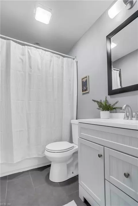 Bath - 8501 Millard St, Norfolk, VA 23518 photo 1 of 2