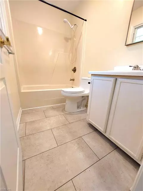 121 Glascow Way, Hampton, VA 23669 photo 19