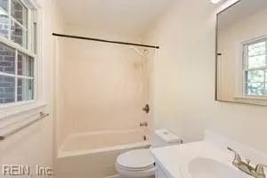 121 Glascow Way, Hampton, VA 23669 photo 18