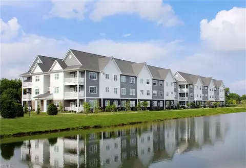 1501 Waitsel Dr #303, Chesapeake, VA 23320
