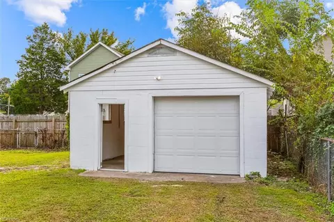 Other - 613 Pocahontas Pl, Hampton, VA 23661 photo 2 of 5