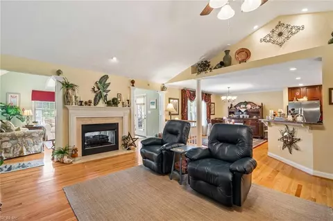 905 N High St, Franklin, VA 23851 photo 9