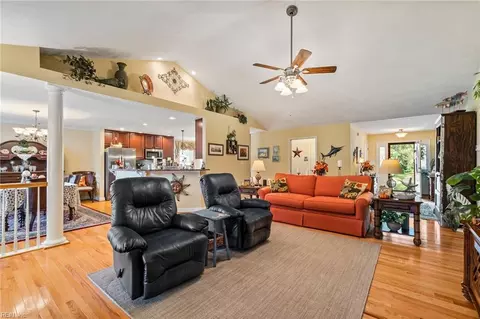 905 N High St, Franklin, VA 23851 photo 8