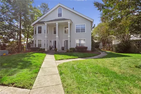 405 Seahorse Rn Run, Chesapeake, VA 23320