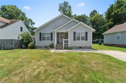 185 Kristen Ln, Suffolk, VA 23434