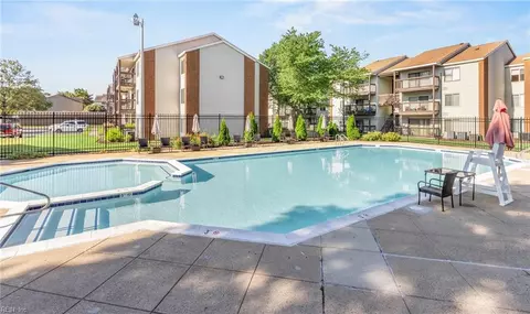 30 Pacific Dr #1, Hampton, VA 23666 photo 17