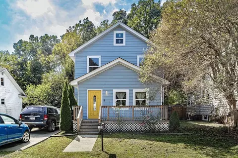 139 Locust Ave, Hampton, VA 23661