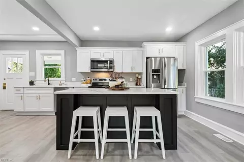 217 Raleigh Ave, Hampton, VA 23661 photo 8