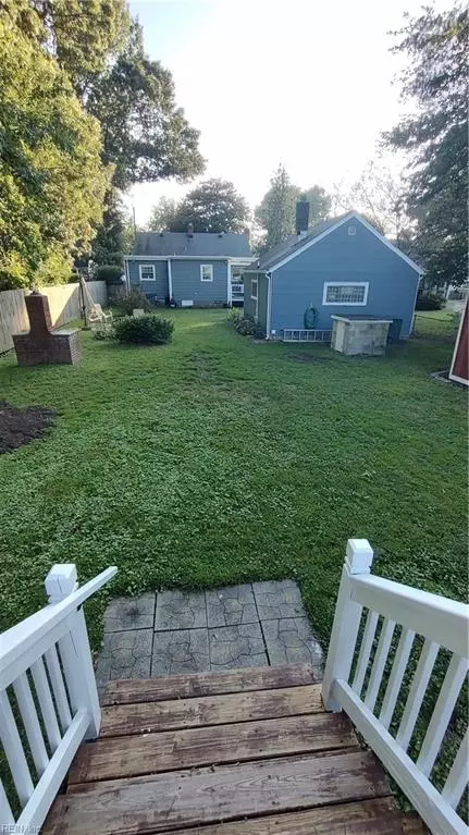 Exterior - 24 Sinclair Rd, Hampton, VA 23669 photo 11 of 11