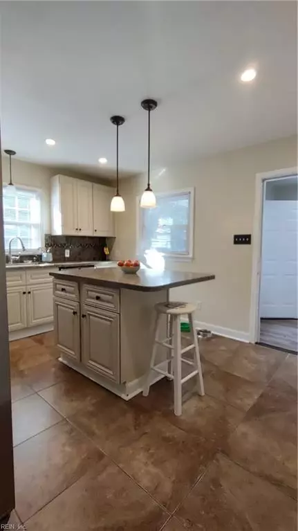 Kitchen - 24 Sinclair Rd, Hampton, VA 23669 photo 1 of 8