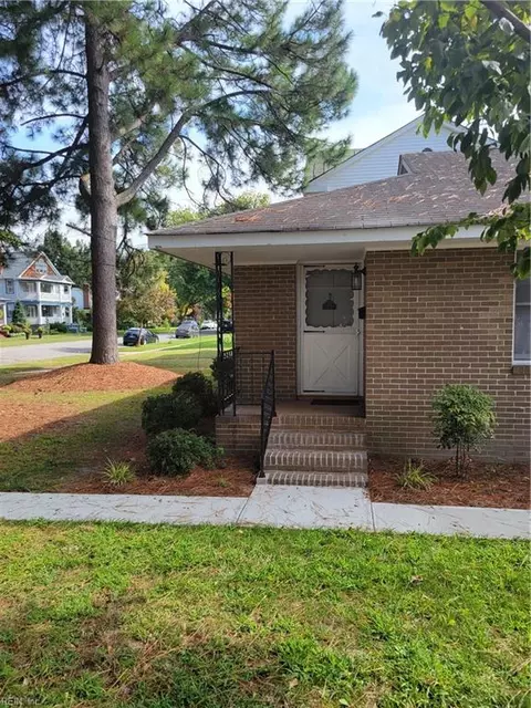 108 Broad St, Portsmouth, VA 23707