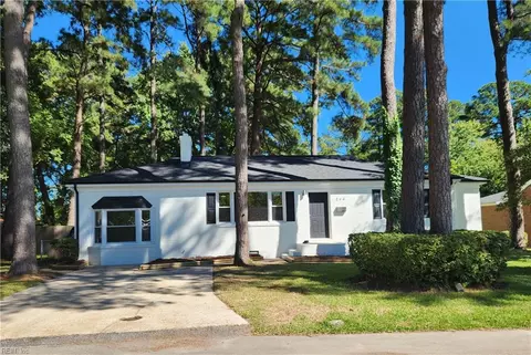 844 Townsend Pl, Norfolk, VA 23502