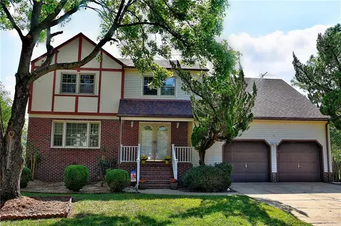 1 Sandpiper Ct, Hampton, VA 23669 photo 2
