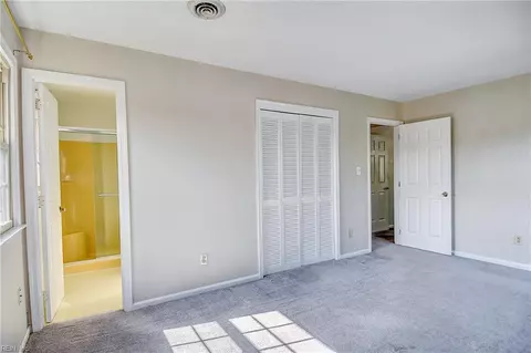 1 Sandpiper Ct, Hampton, VA 23669 photo 30