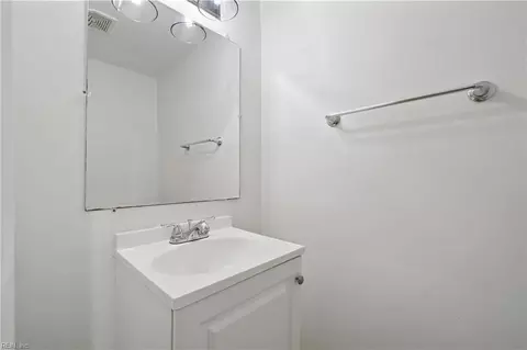 5643 Dodington Ct, Virginia Beach, VA 23462 photo 15