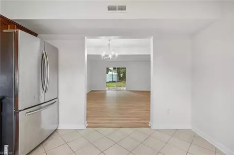 5643 Dodington Ct, Virginia Beach, VA 23462 photo 8