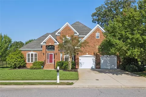 1913 Governors Pointe Dr, Suffolk, VA 23436