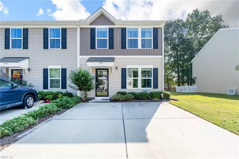 1301 Lakeview Cv, Smithfield, VA 23430