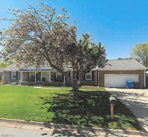 5133 Fallsmead Downs, Virginia Beach, VA 23464
