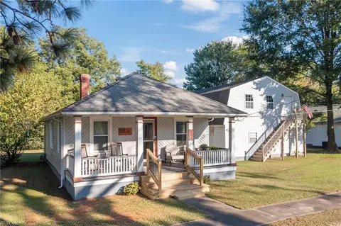 631 Vermont Ave, Portsmouth, VA 23707