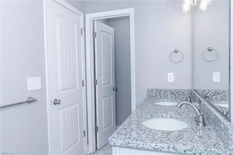 222 Webb St, Suffolk, VA 23434 photo 7