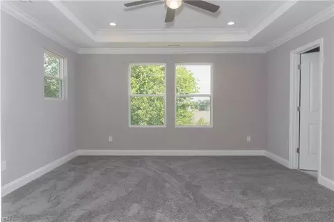 222 Webb St, Suffolk, VA 23434 photo 2