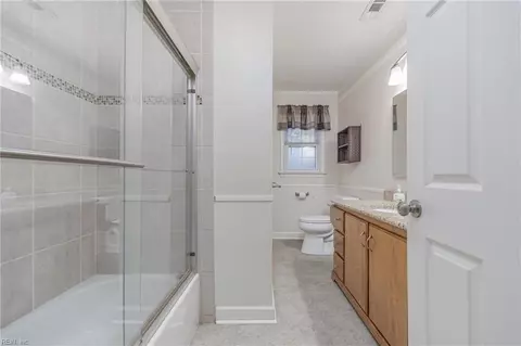 Bath - 424 Blanche Dr E, Chesapeake, VA 23323 photo 1 of 2
