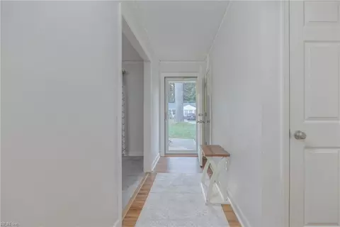 Entry Way - 424 Blanche Dr E, Chesapeake, VA 23323 photo 1 of 4