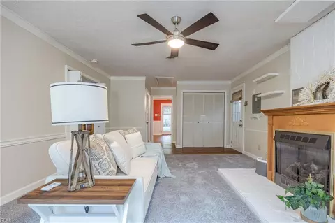 Living - 424 Blanche Dr E, Chesapeake, VA 23323 photo 6 of 6