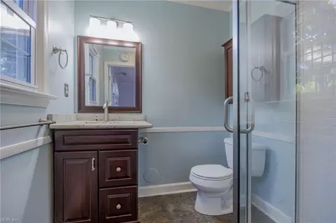 Bath - 424 Blanche Dr E, Chesapeake, VA 23323 photo 2 of 2