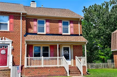 400 San Roman Dr, Chesapeake, VA 23322