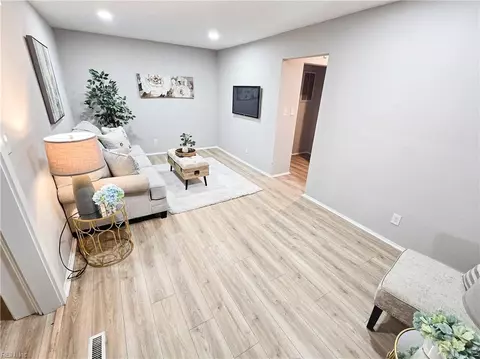 Living - 6502 Harvey Ct, Norfolk, VA 23513 photo 2 of 2