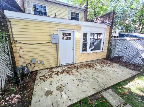 Exterior - 6502 Harvey Ct, Norfolk, VA 23513 photo 4 of 6