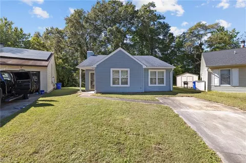 3910 Stateflower Ct, Portsmouth, VA 23703